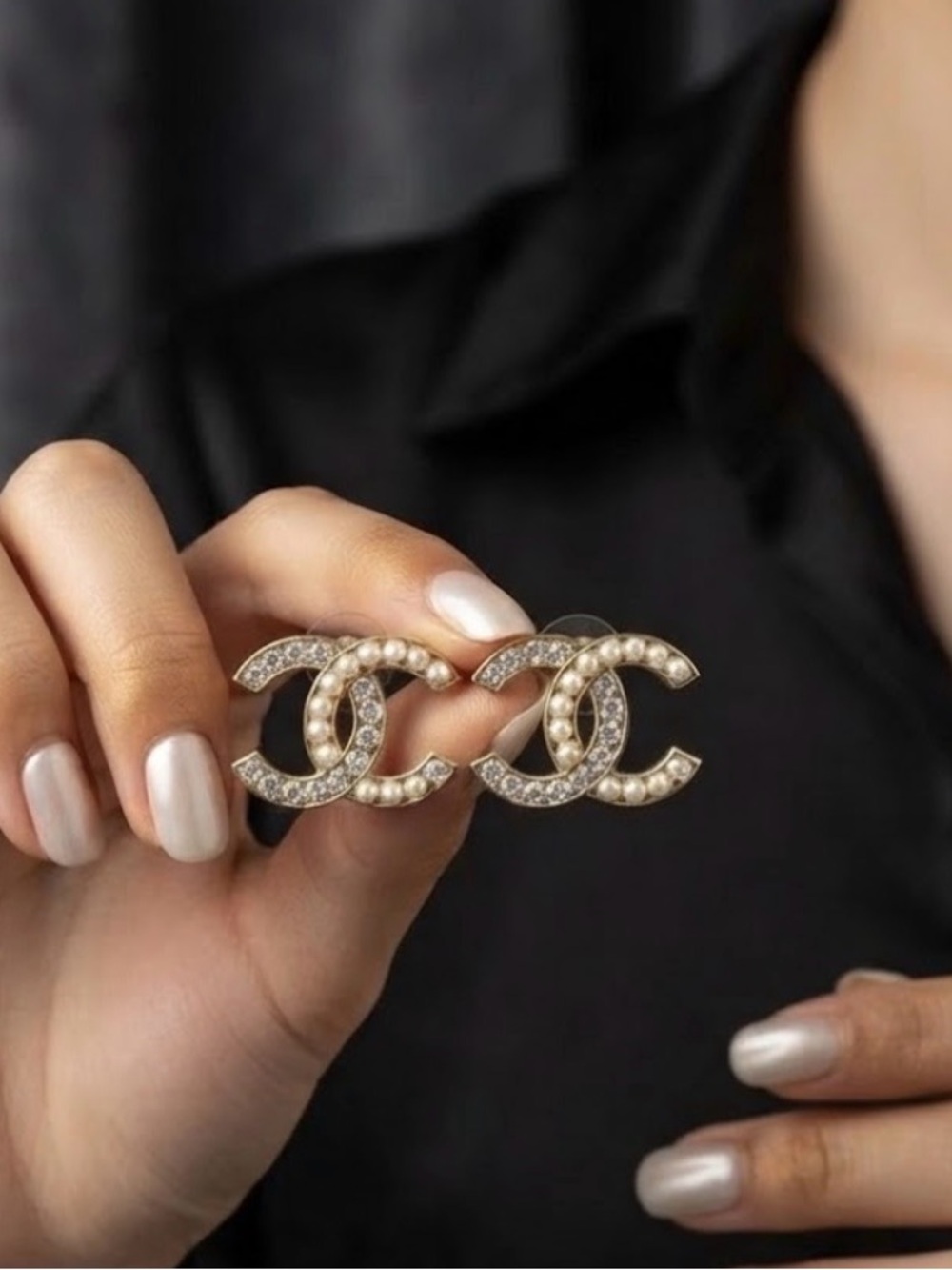 CHANEL Crystal Pearl Stud Earrings
